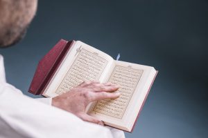 Kush e ka farz faljen e Namazit?